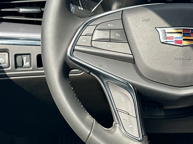 New 2026 Cadillac XT5 Luxury AWD/4WD image 7