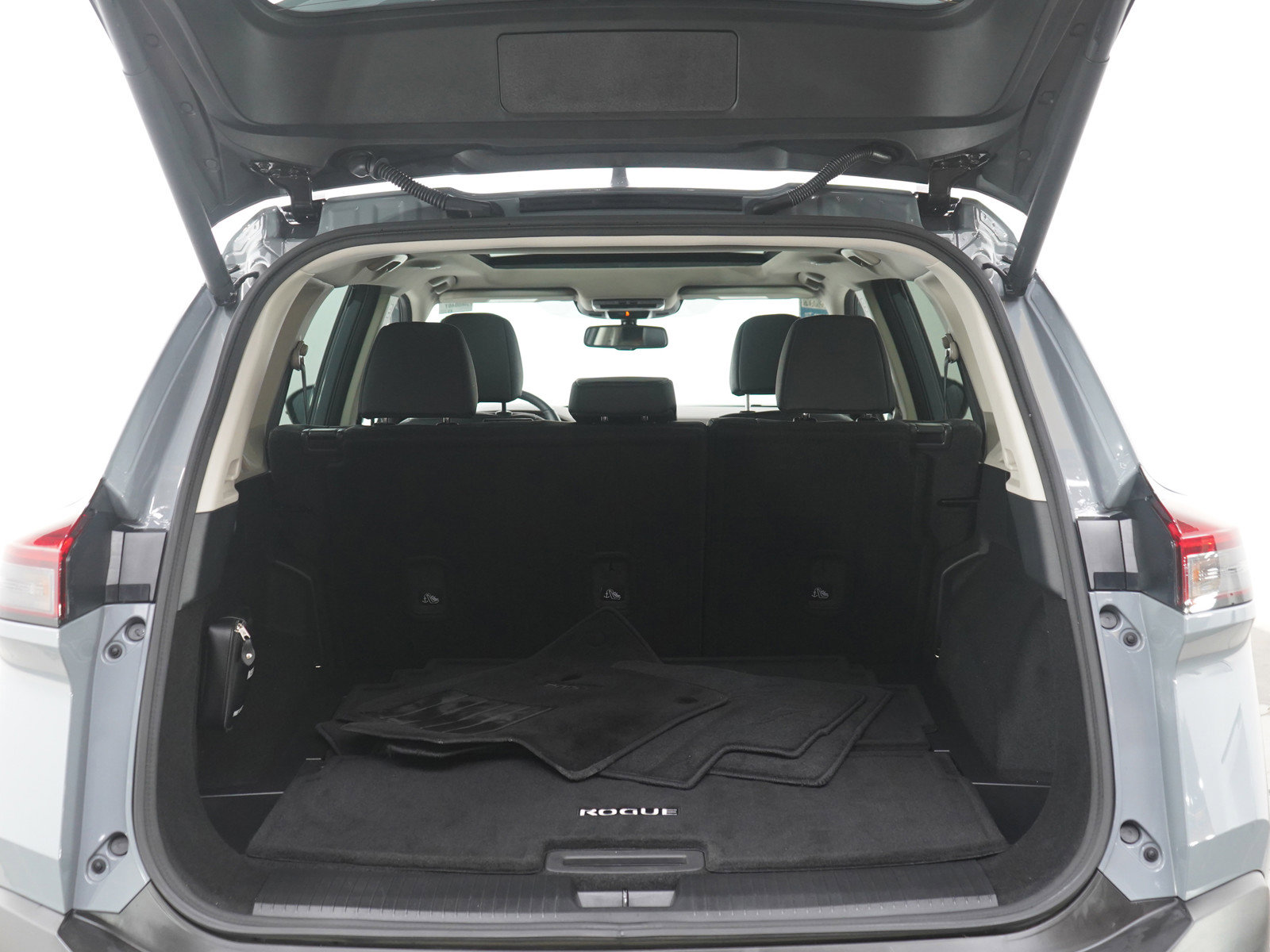 Used 2021 Nissan Rogue SL w/ Premium Package AWD/4WD image 15