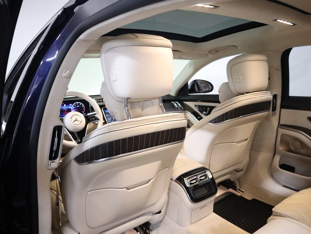 Used 2022 Mercedes-Benz S 580 4MATIC Sedan image 38