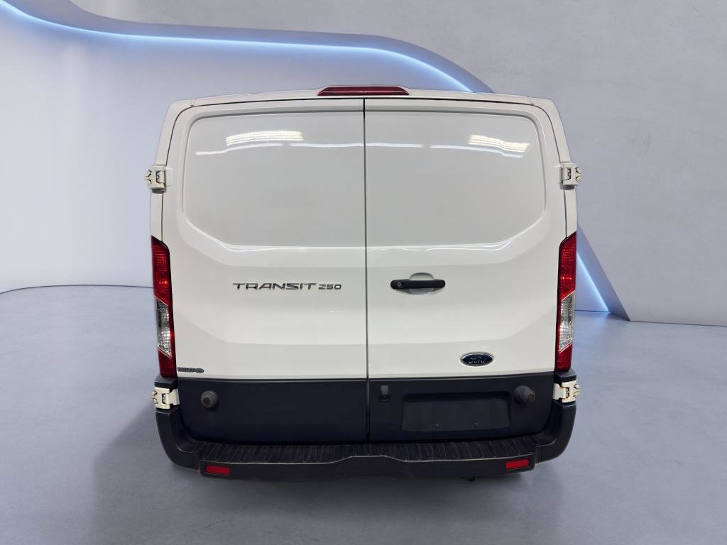 Used 2019 Ford Transit 250 148 Low Roof RWD image 5