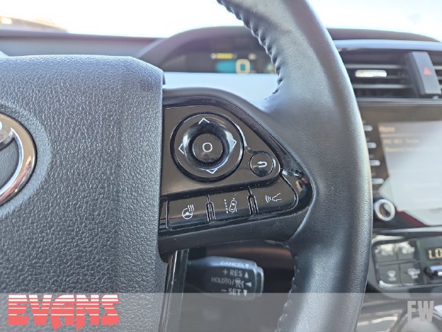 Used 2020 Toyota Prius XLE AWD/4WD image 16