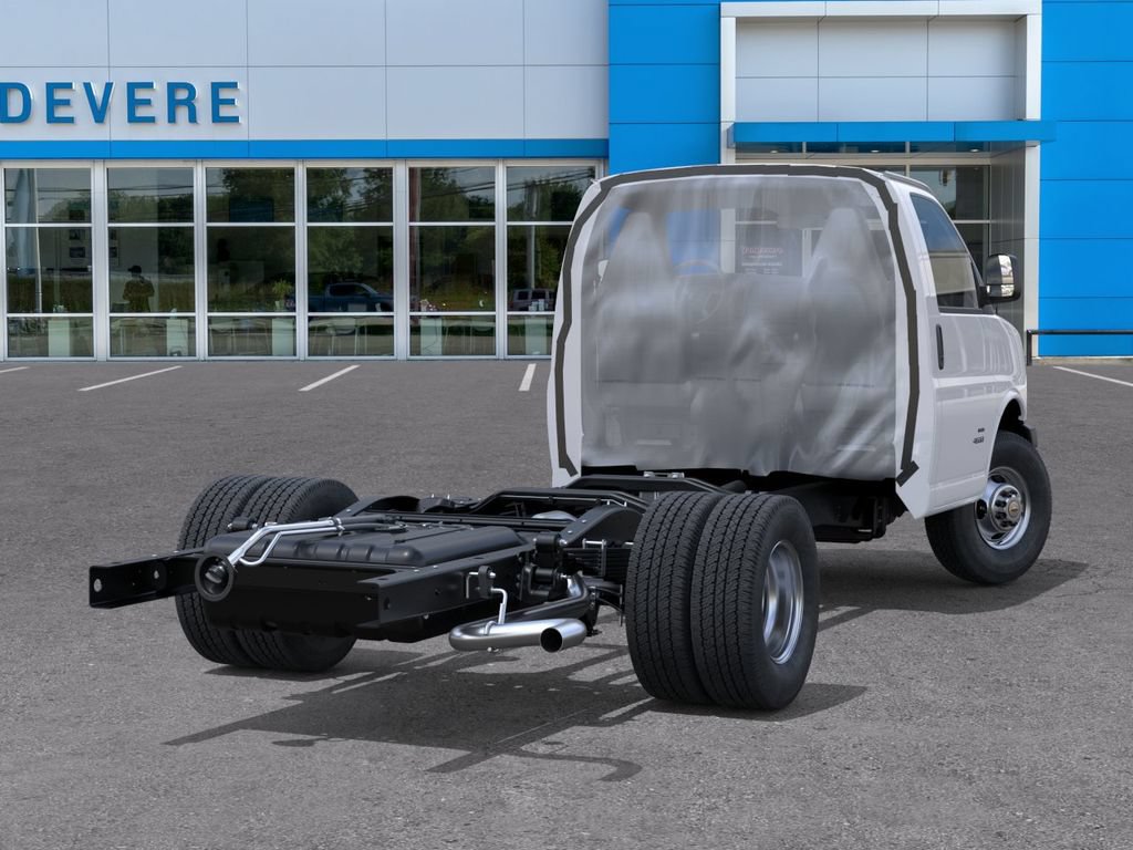New 2025 Chevrolet Express 3500 w/ Power Convenience Package RWD image 6