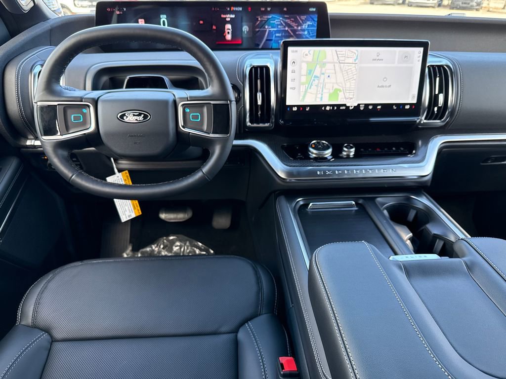 New 2026 Ford Expedition Platinum w/ Stealth Performance Package image 5