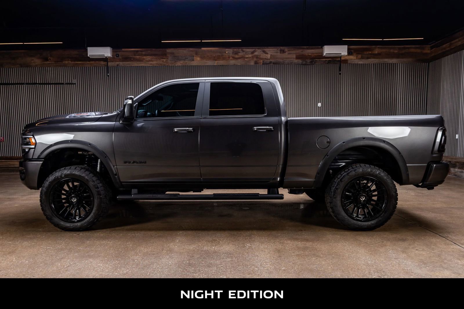 Used 2024 RAM 2500 Laramie w/ Night Edition AWD/4WD image 5