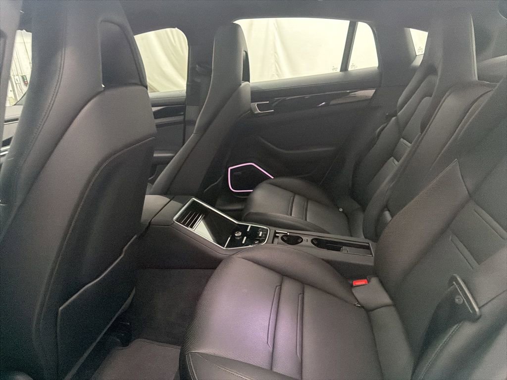 Used 2021 Porsche Panamera image 21