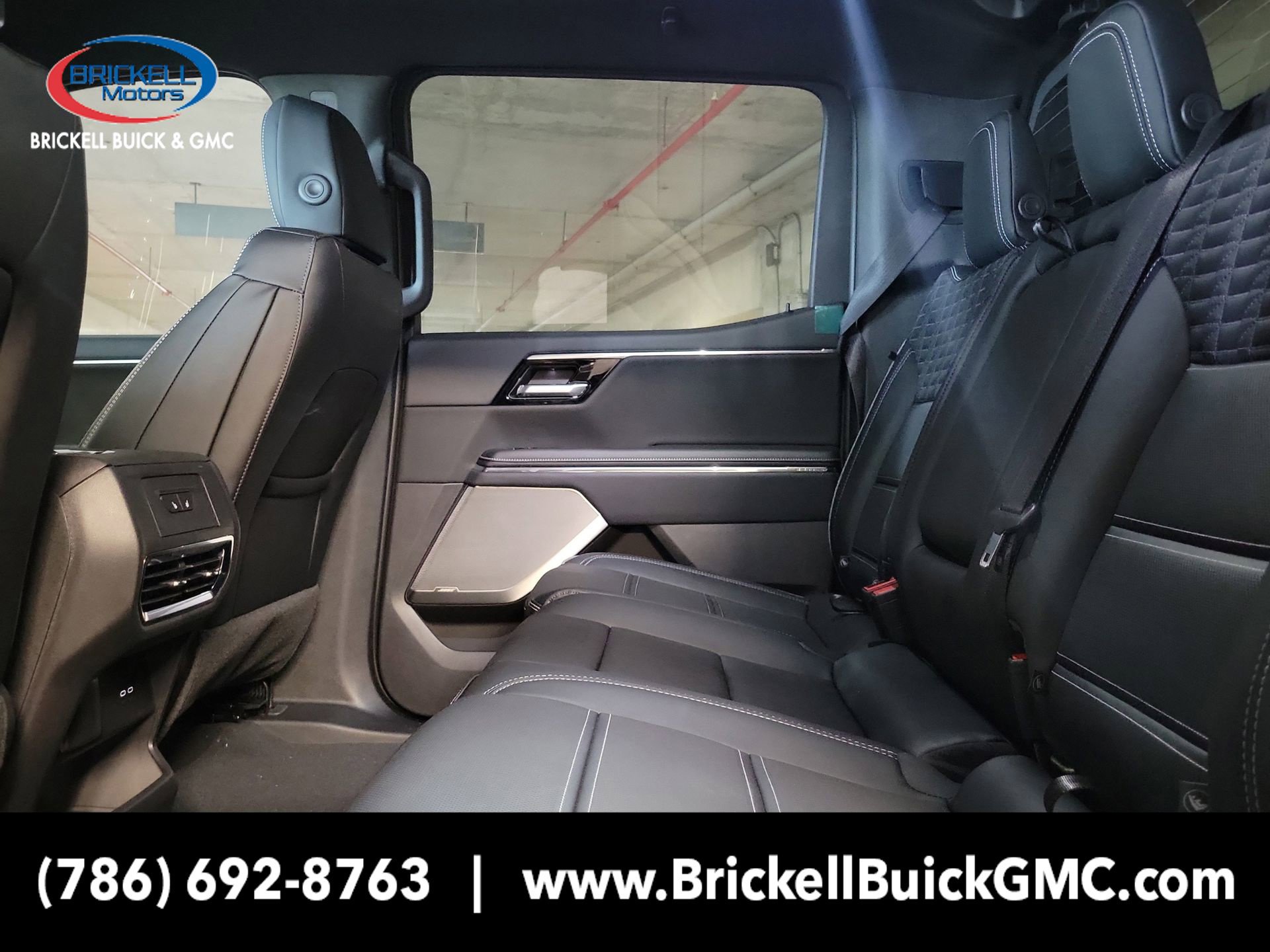New 2025 GMC Sierra EV Denali AWD/4WD image 9
