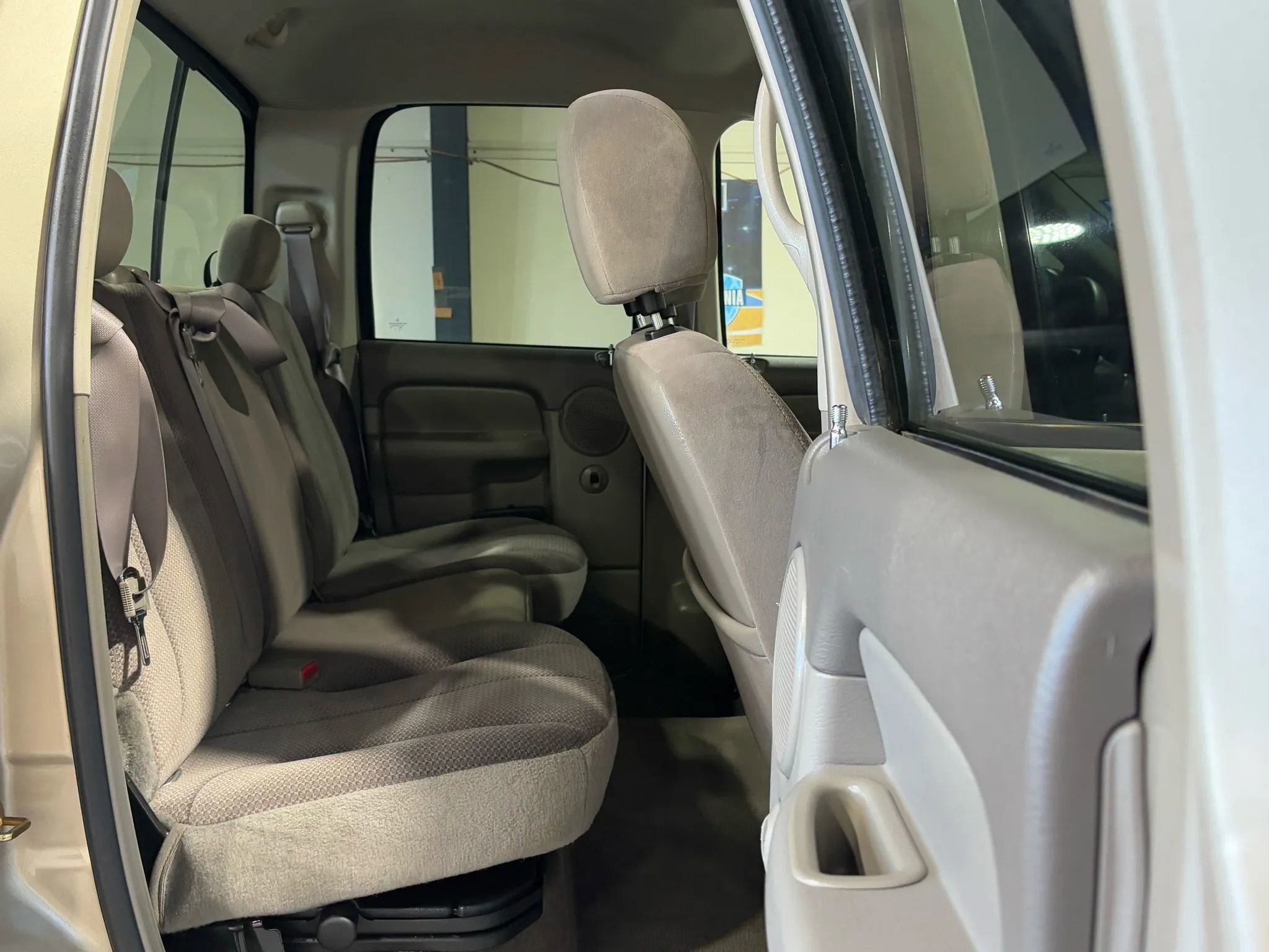 Used 2004 Dodge Ram 1500 Truck SLT w/ Trailer Tow Group AWD/4WD image 11