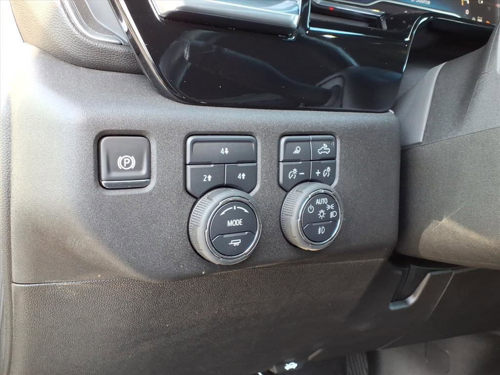Used 2025 Chevrolet Silverado 2500 LT w/ Trail Boss Package AWD/4WD image 6