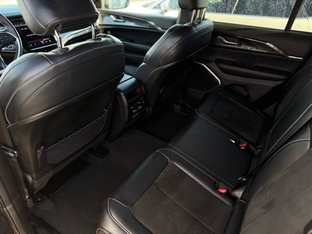 Certified 2022 Jeep Grand Cherokee L Laredo image 20