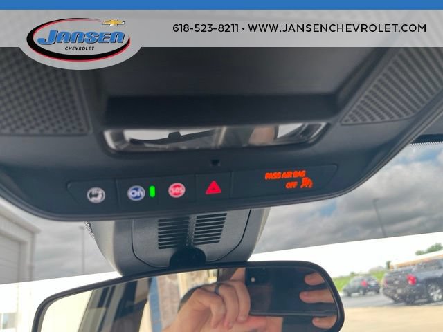 Used 2026 GMC Terrain AT4 w/ Convenience Package III AWD/4WD image 28