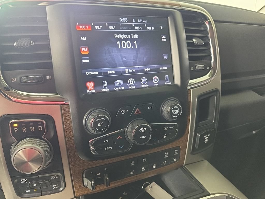 Used 2017 RAM 1500 Laramie w/ Convenience Group AWD/4WD image 18