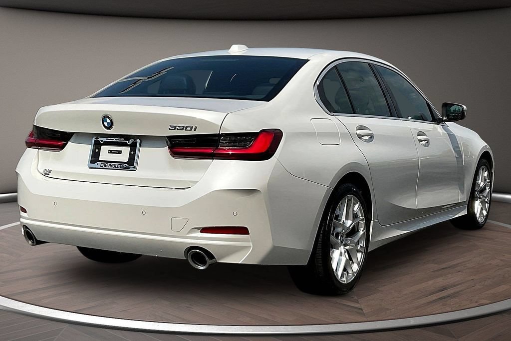 Used 2025 BMW 330i Sedan RWD image 6
