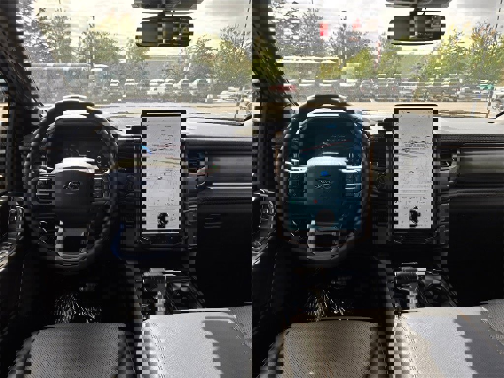 New 2025 Ford F150 Lightning Lariat image 10