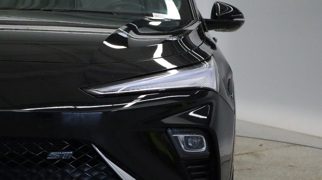 Used 2024 Buick Envista Sport Touring w/ Convenience I Package image 14