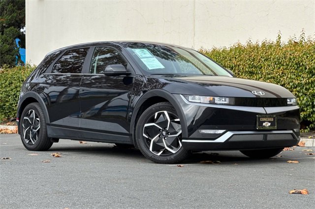 Used 2024 Hyundai Ioniq 5 SEL image 2