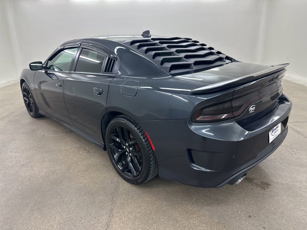 Used 2019 Dodge Charger R/T w/ Blacktop Package RWD image 8