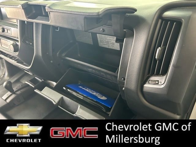 Used 2016 Chevrolet Silverado 1500 Custom image 24