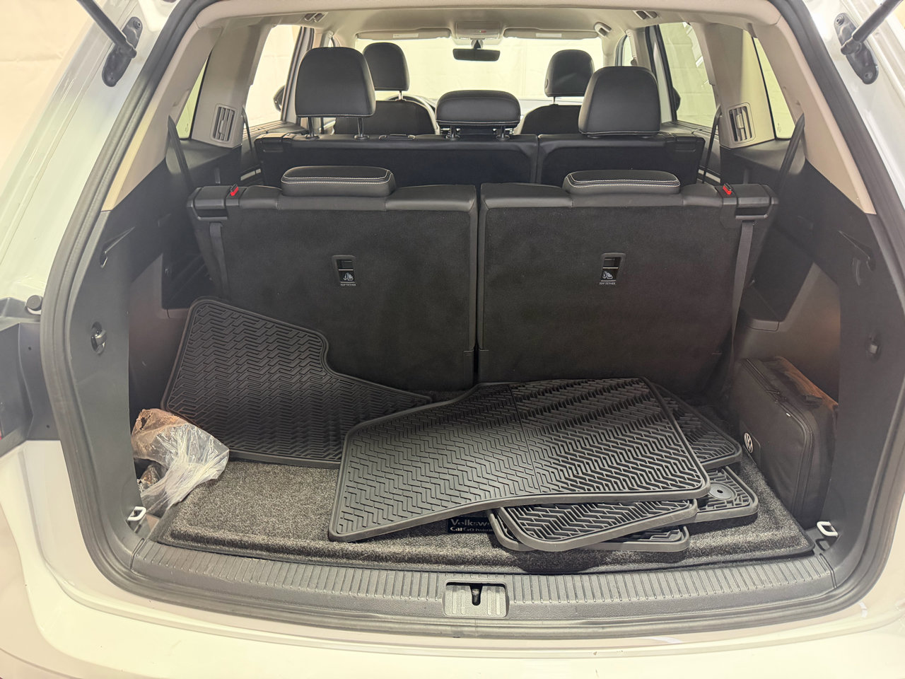 Used 2022 Volkswagen Atlas SE w/ Black Wheel Package image 19