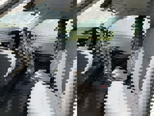 Used 2022 Toyota Corolla LE image 13