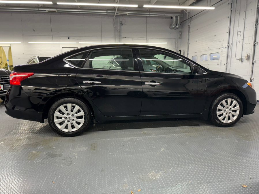 Used 2017 Nissan Sentra S image 6