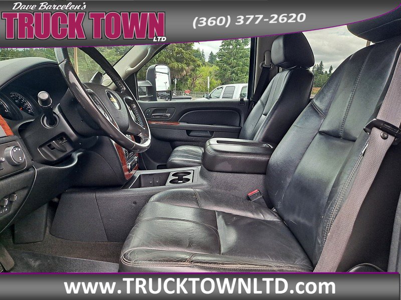 Used 2010 Chevrolet Silverado 2500 LTZ w/ Convenience Package image 16