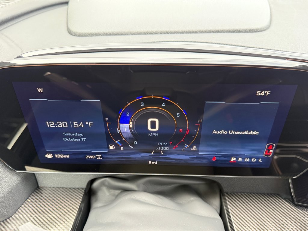 New 2027 Chevrolet Traverse Z71 w/ Enhanced Driving Package AWD/4WD image 13