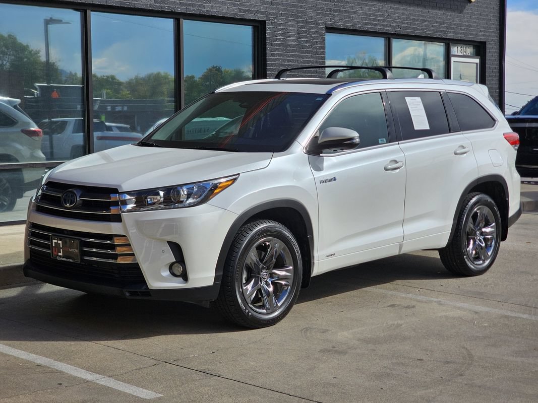 Used 2018 Toyota Highlander Limited Platinum w/ Carpet Mat Package (TMS) AWD/4WD image 6