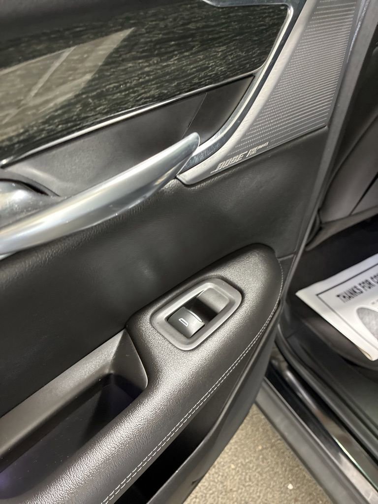 Used 2021 Cadillac XT5 Premium Luxury image 17