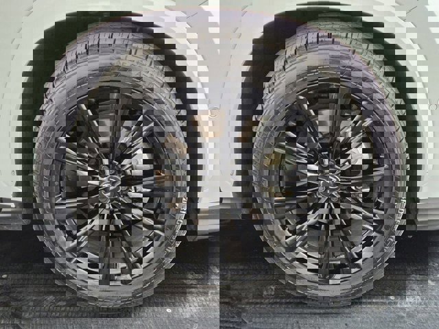 Certified 2025 Lexus NX 450h+ F Sport w/ Towing Package (2000 Lbs) image 9