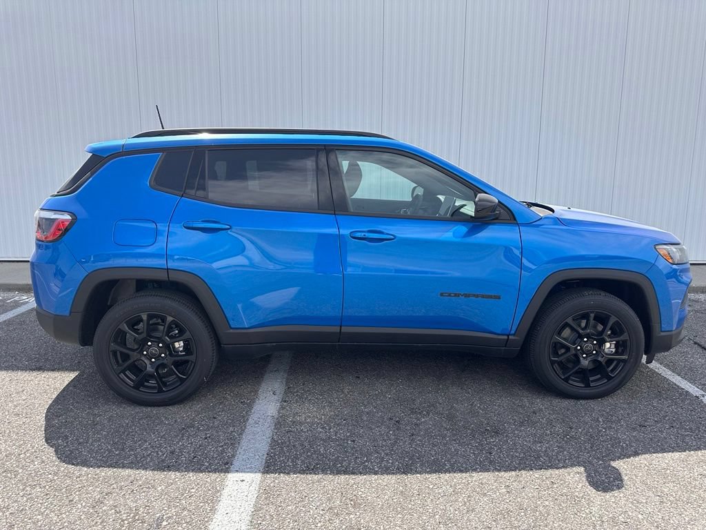 New 2026 Jeep Compass Latitude AWD/4WD image 9
