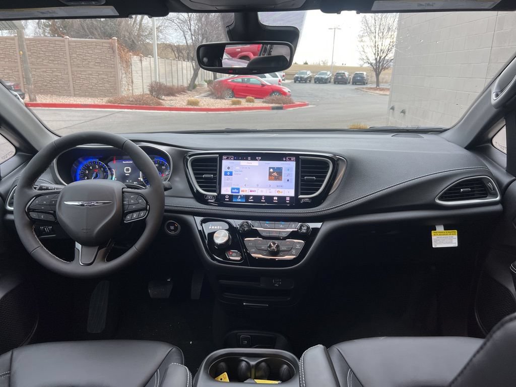 New 2026 Chrysler Pacifica Select w/ S Appearance Package FWD image 19