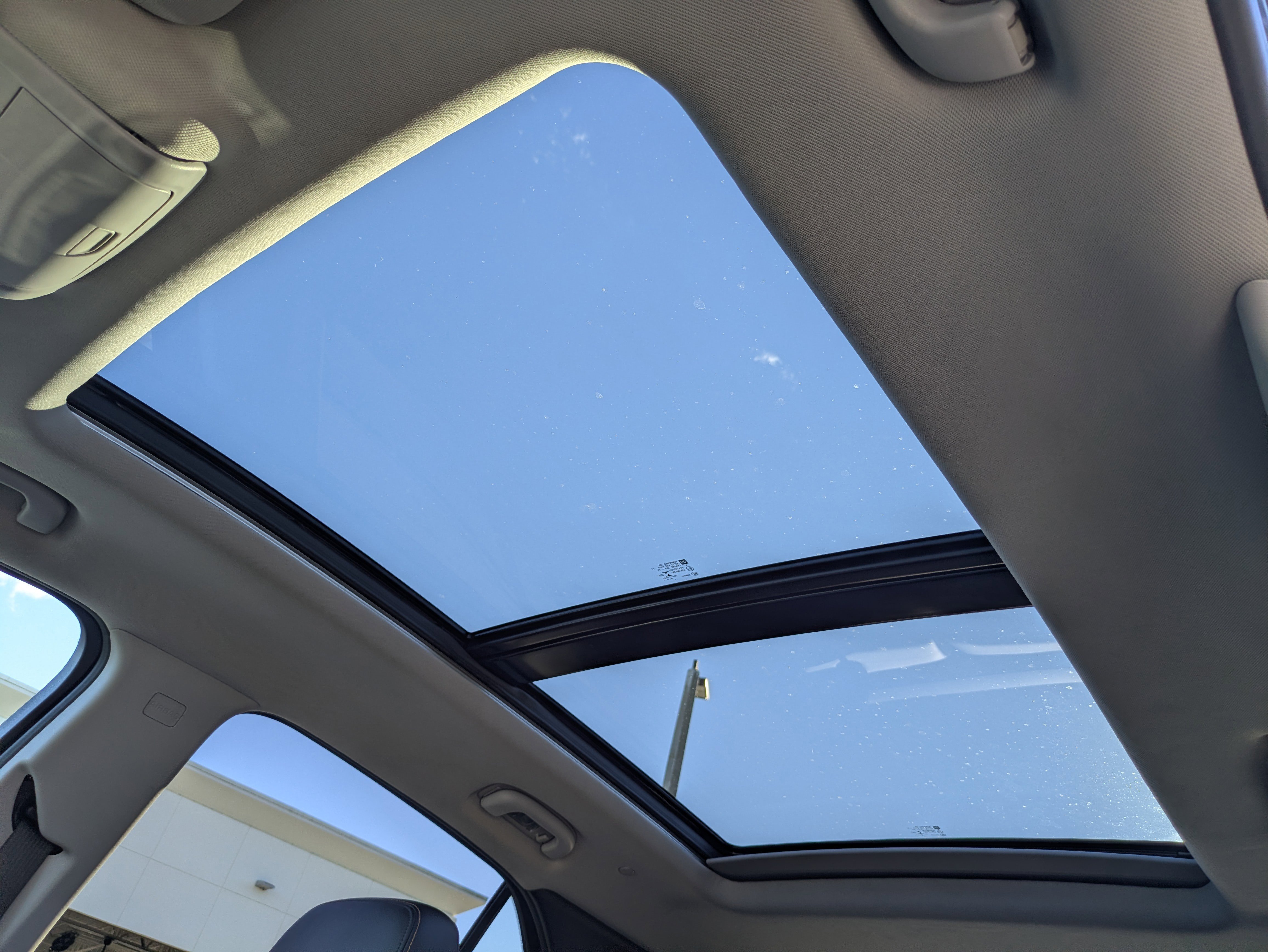 Certified 2018 Chevrolet Equinox Premier image 23