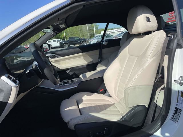 Used 2025 BMW 430i Convertible w/ Premium Package RWD image 22