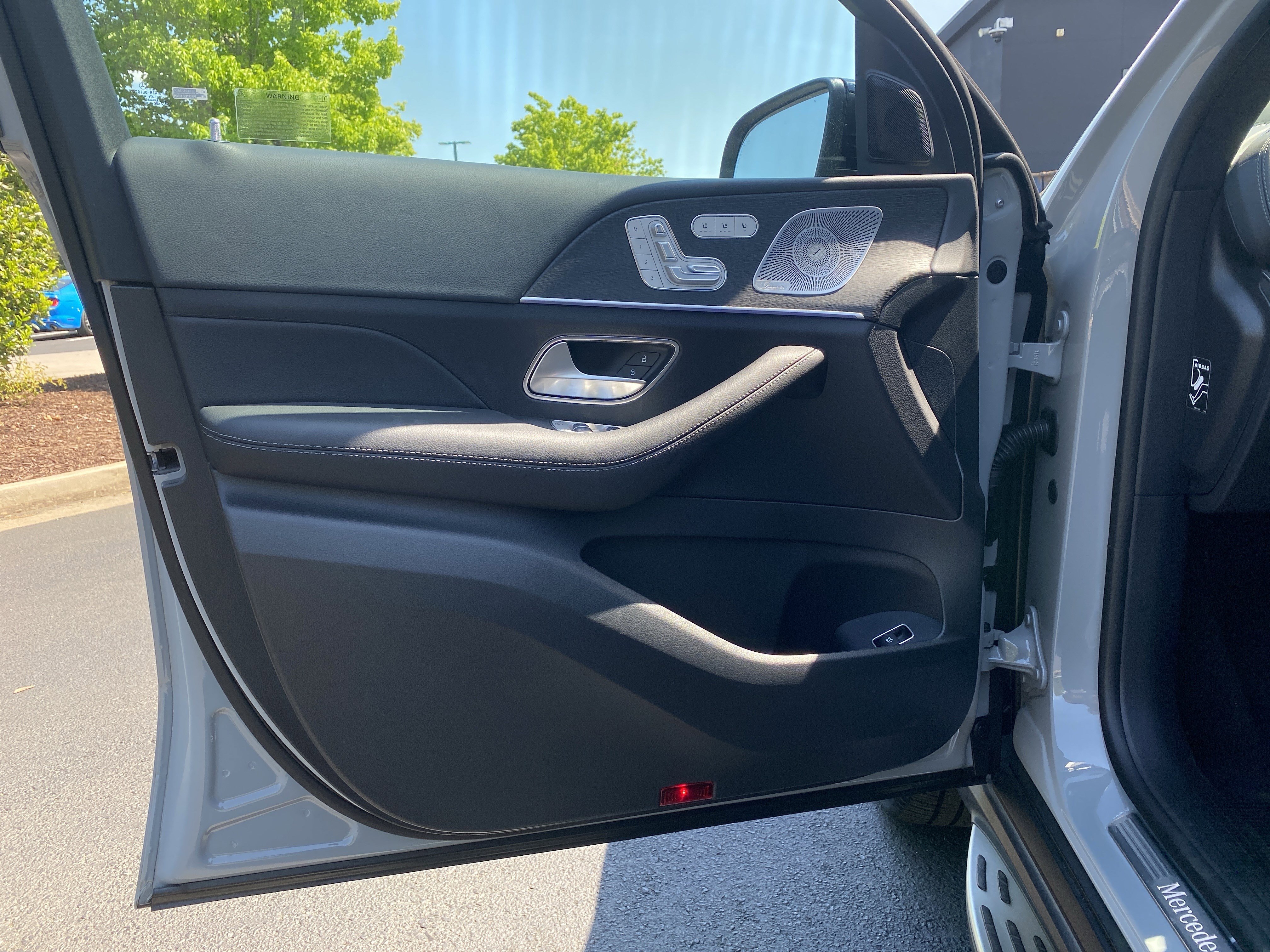 Used 2025 Mercedes-Benz GLE 450 4MATIC Coupe image 21