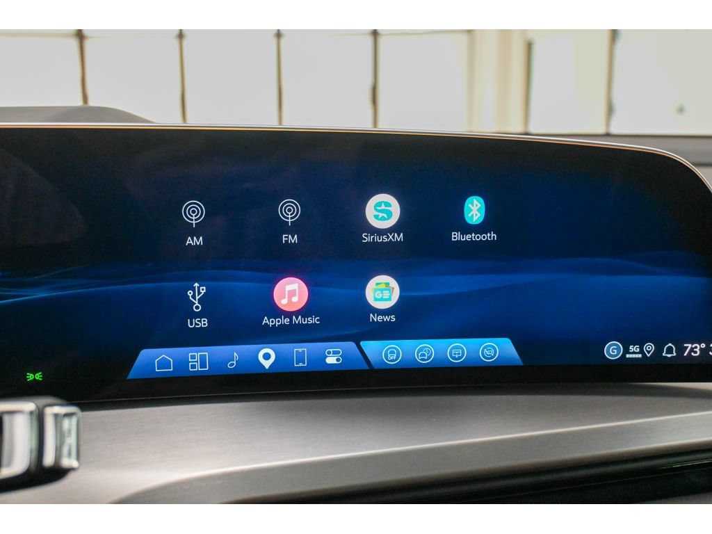 New 2027 Cadillac Vistiq Platinum AWD/4WD image 46