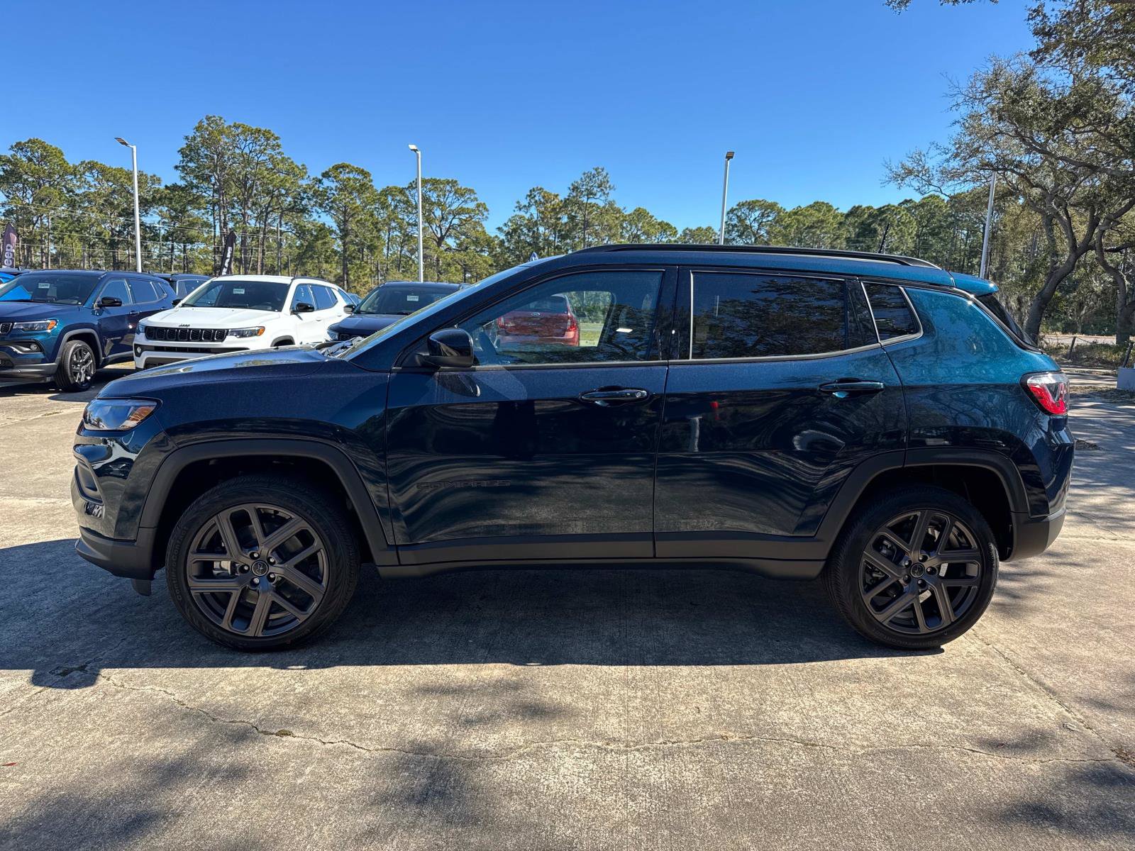 New 2026 Jeep Compass Latitude AWD/4WD image 6