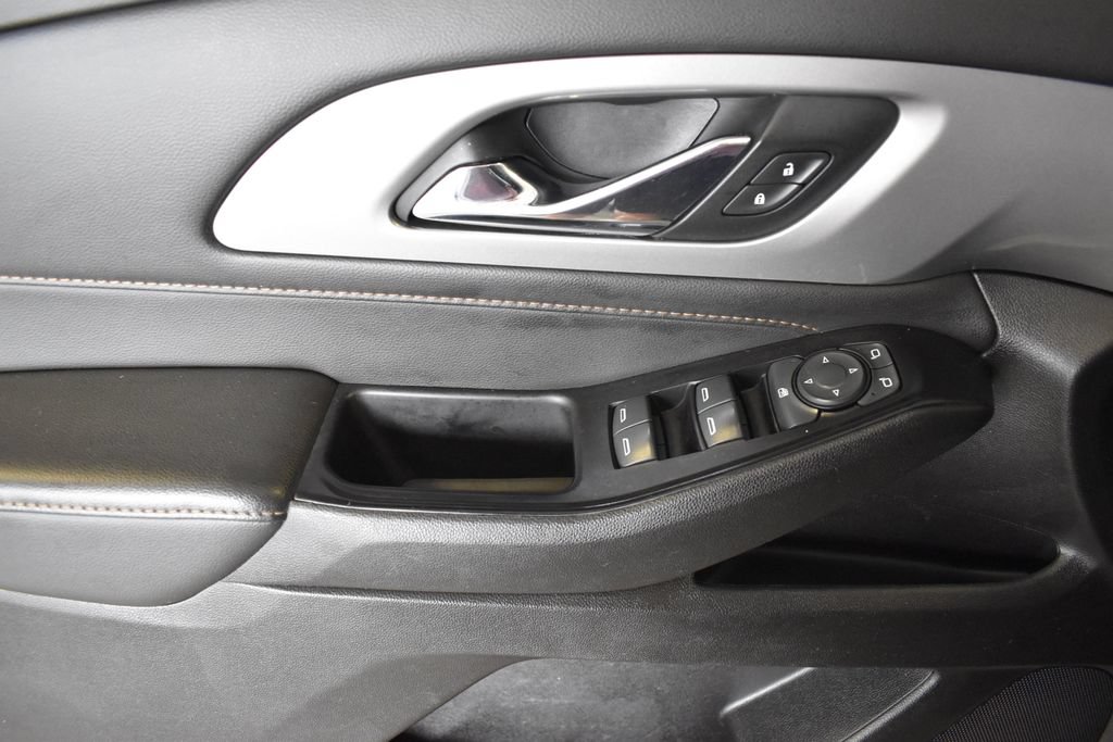 Used 2019 Chevrolet Traverse LS FWD image 19