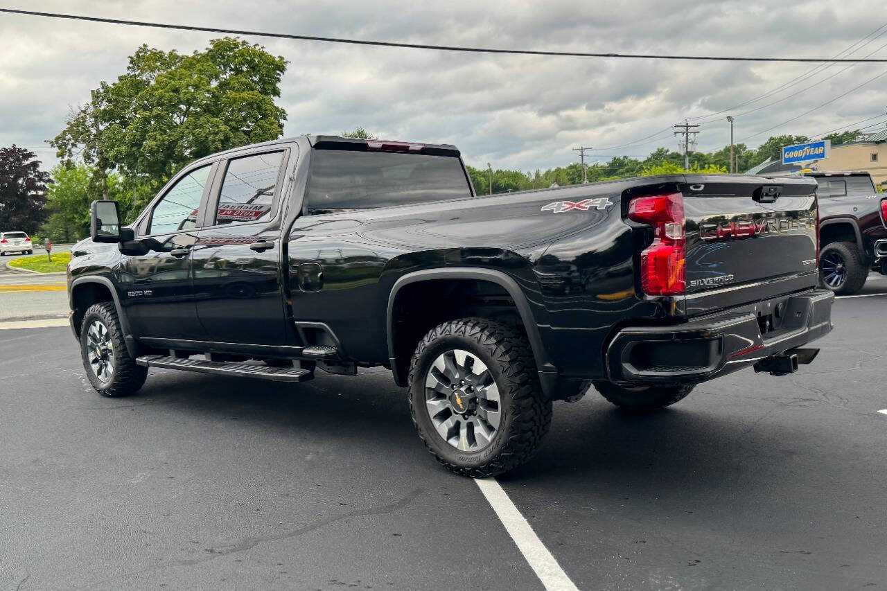 Used 2022 Chevrolet Silverado 2500 Custom w/ Gooseneck/5TH Wheel Package AWD/4WD image 6