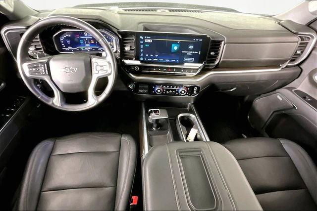 Used 2022 Chevrolet Silverado 1500 RST AWD/4WD image 8