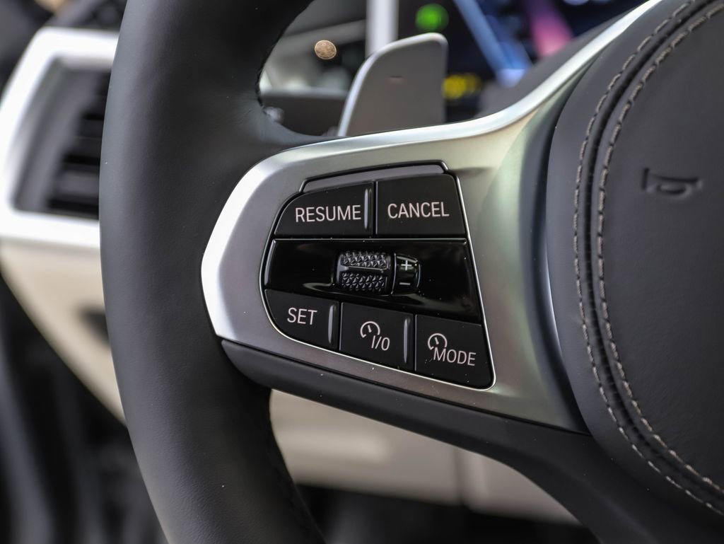 New 2026 BMW X5 xDrive50e image 12