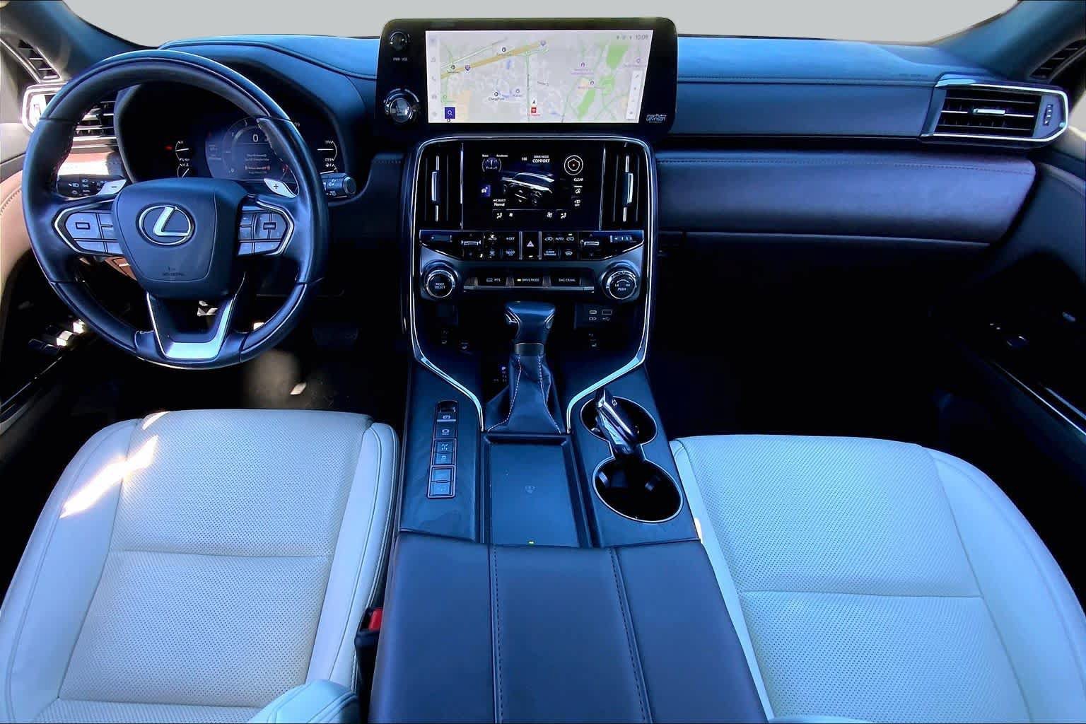 Used 2024 Lexus LX 600 4WD w/ Appearance Package image 16