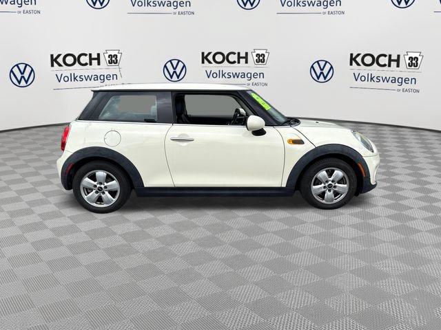 Used 2016 MINI Cooper 2-Door Hardtop FWD image 9