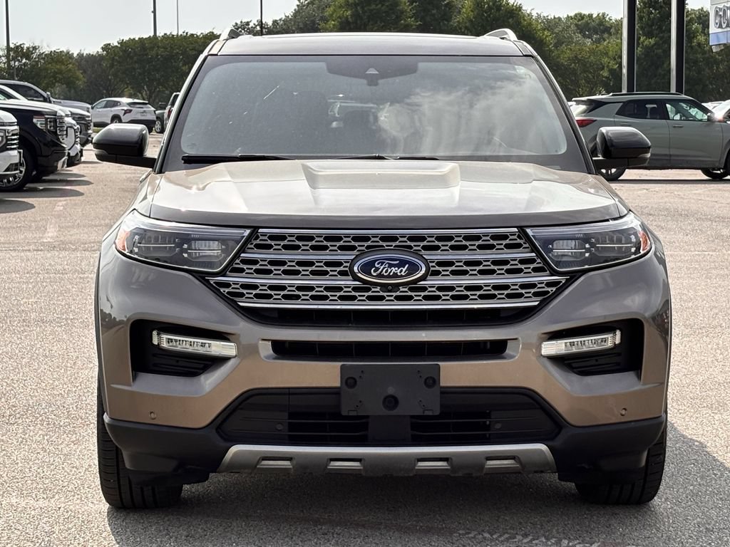 Used 2021 Ford Explorer Limited w/ Equipment Group 301A AWD/4WD image 3