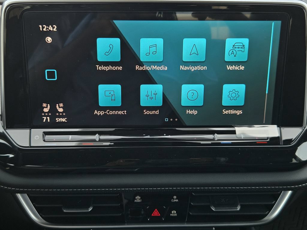 New 2026 Volkswagen Atlas Cross Sport SE FWD image 16