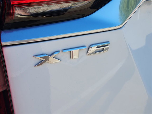 Used 2021 Cadillac XT6 Premium Luxury image 14