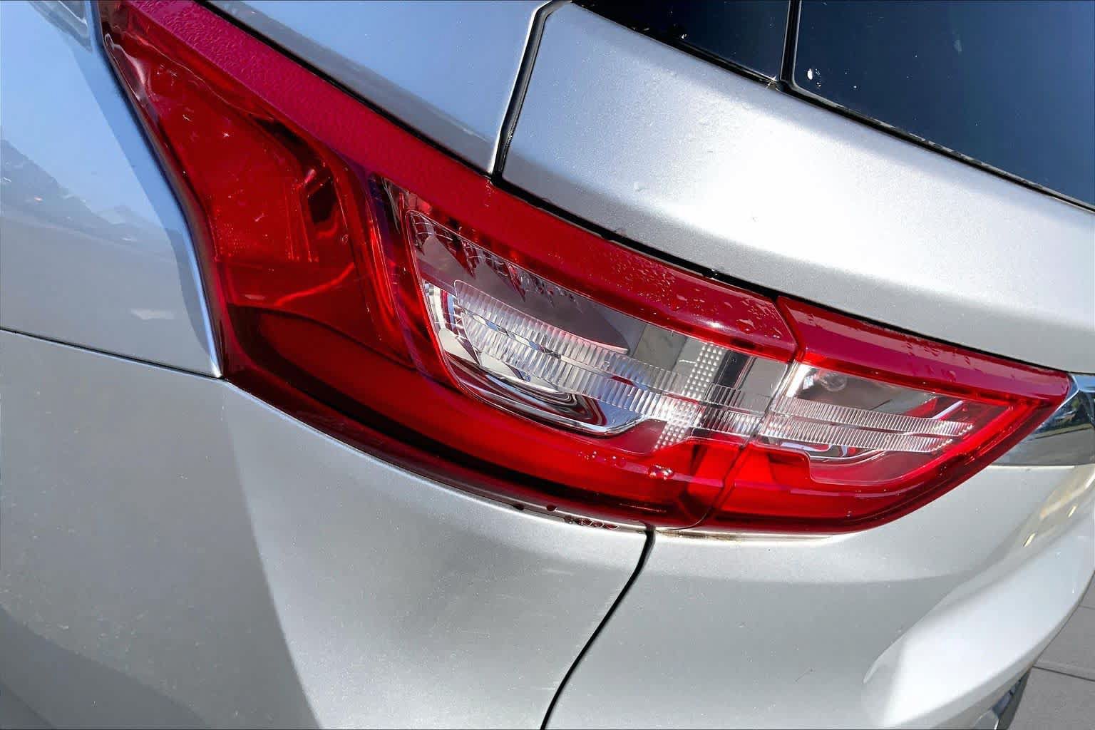 Used 2021 Chevrolet Traverse LT AWD/4WD image 29