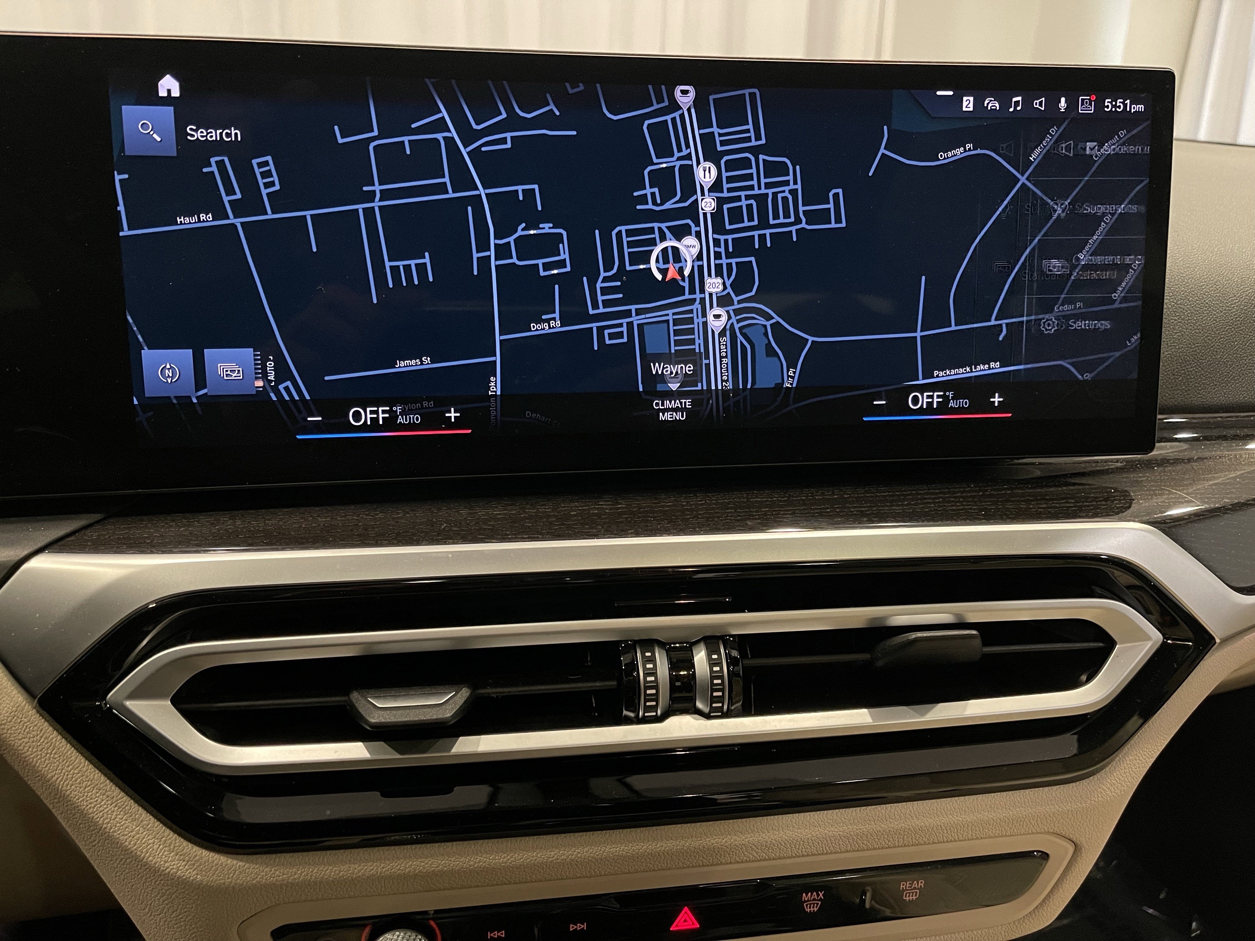 Certified 2023 BMW 330i xDrive Sedan w/ Driving Assistance Package image 22