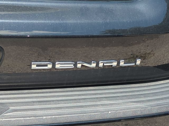 Used 2023 GMC Yukon Denali Ultimate w/ LPO, Floor Liner Package AWD/4WD image 13