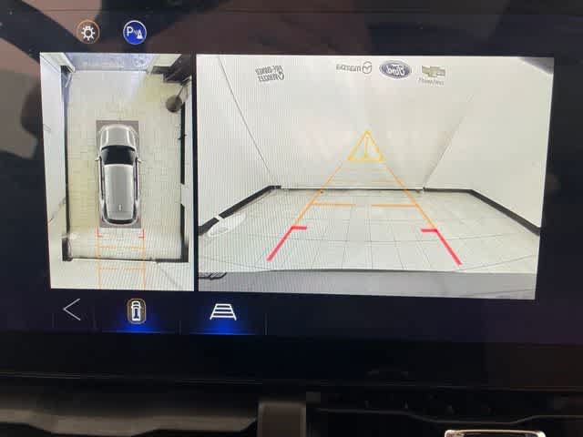 Certified 2025 Chevrolet Equinox ACTIV w/ Safety and Technology Package AWD/4WD image 6