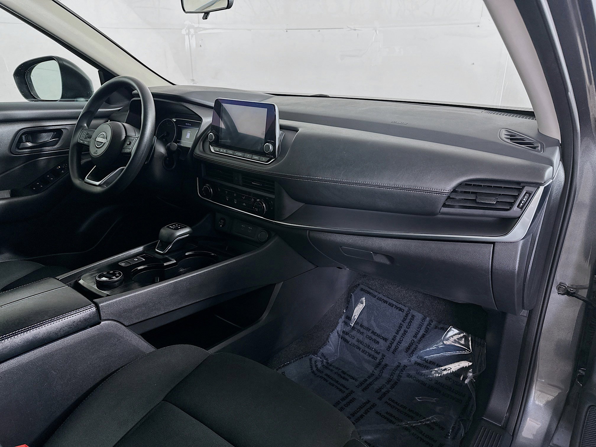 Used 2024 Nissan Rogue S AWD/4WD image 26